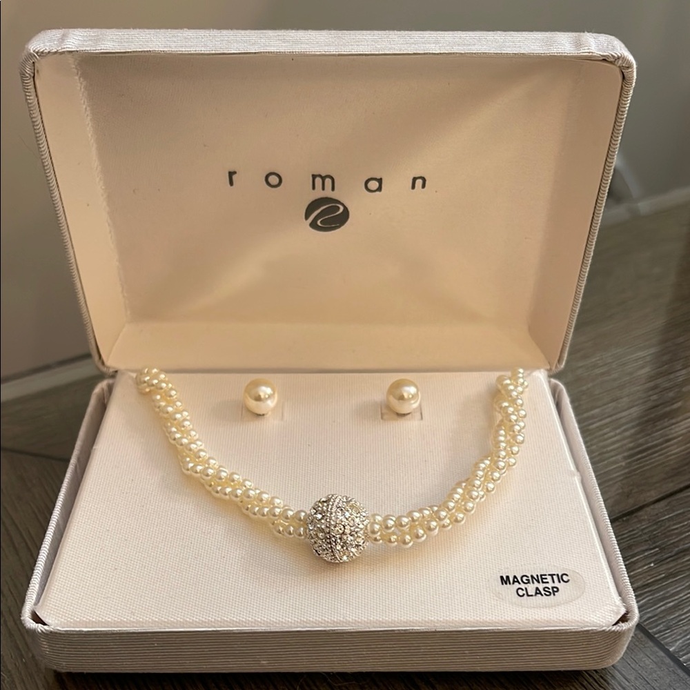 Vintage Roman Pearl Necklace and Pearl Stud Necklace Set, Boxed
